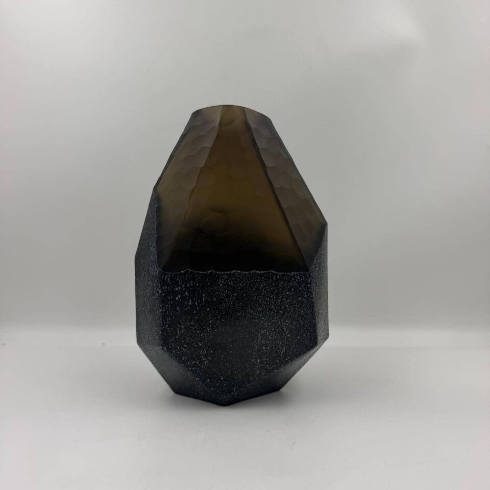 DEKORATİF KÜÇÜK SİYAH AMBER GEOMETRİK CAM VAZO