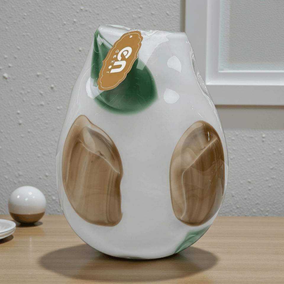 ORTA RENKLİ CAM VAZO