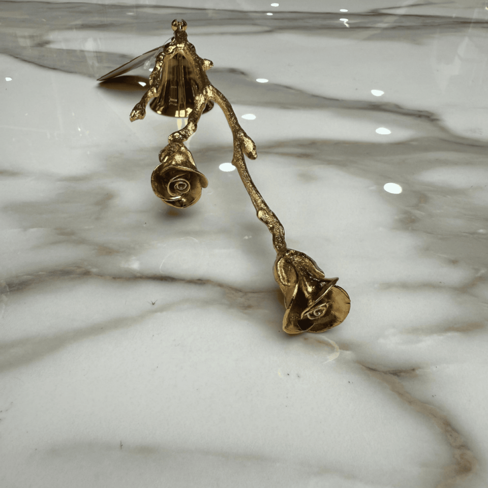 GOLD GÜLLÜ MUM SÖNDÜRÜCÜ