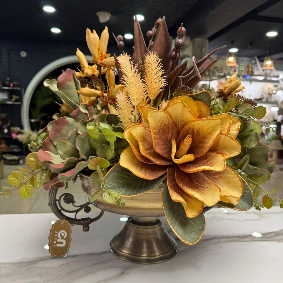 YAPAY ÇİÇEK ARANJMANI