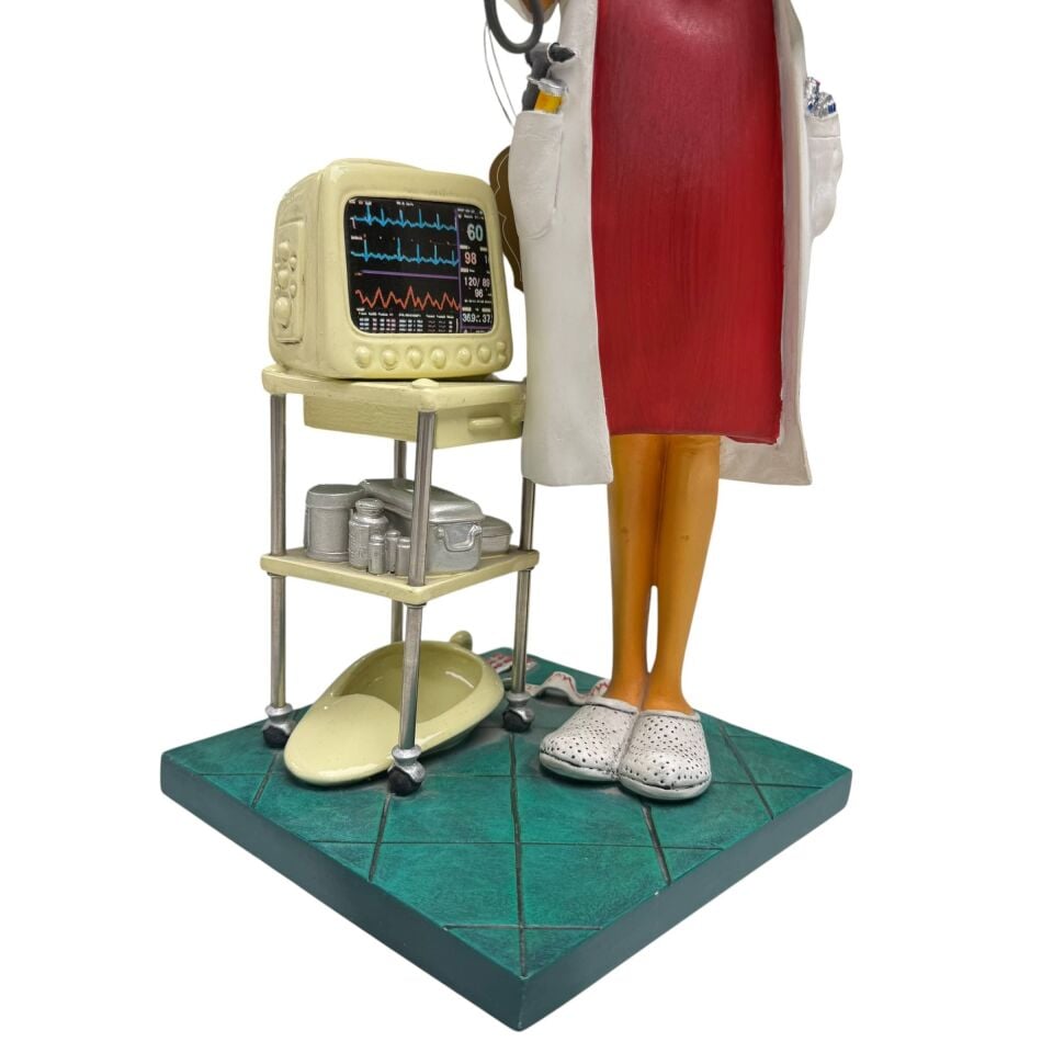 GUİLLERMO FORCHİNO KADIN DOKTOR BİBLO